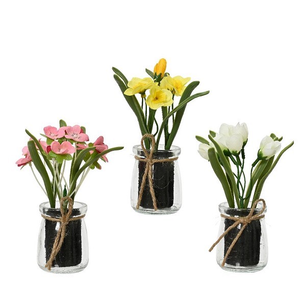 Decoris kunstplant voorjaars bloemen in glazen pot polyester 5,5x5,5x16cm narcis - tulp - violtje 3 assorti