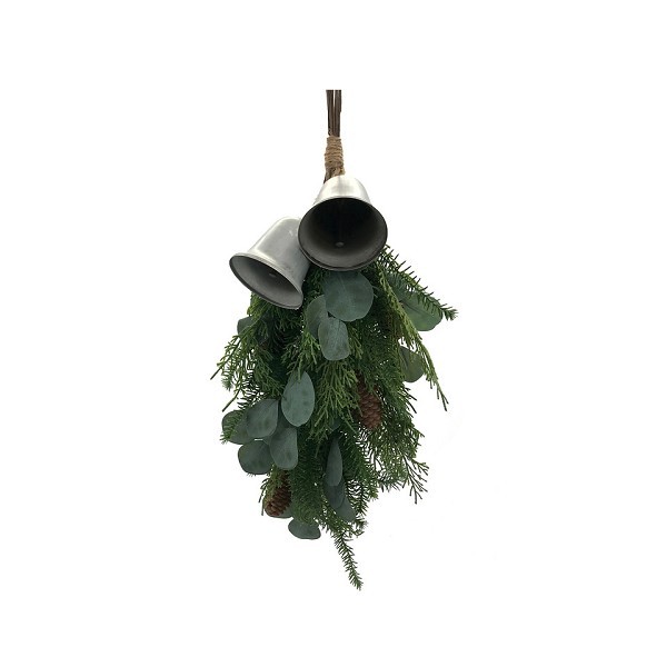 Hanger dennentak met eucalyptus met metalen bellen 60cm