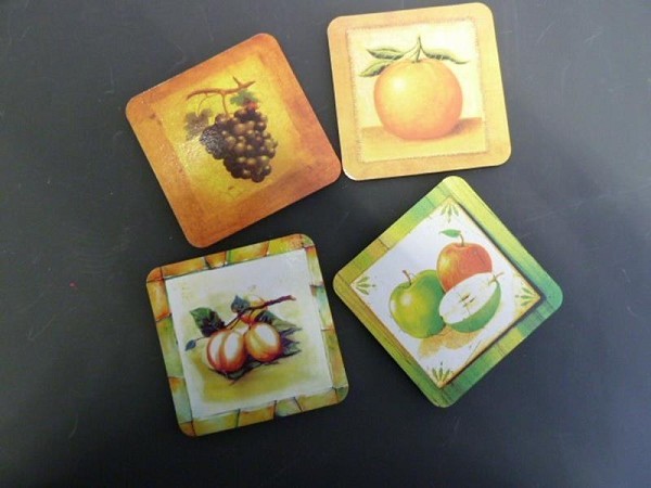 Onderzetter foam met fruitprint 9x9cm pak a 6st assorti